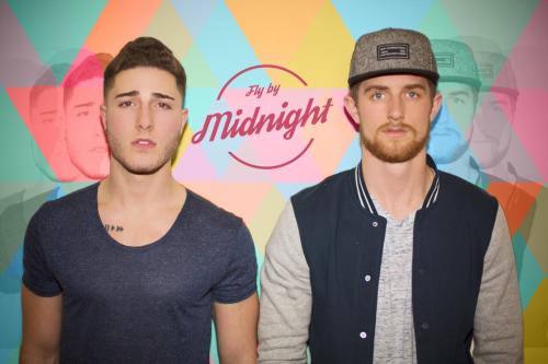 Musik Easy Listening Bergenre Retro-pop ala Fly by Midnight